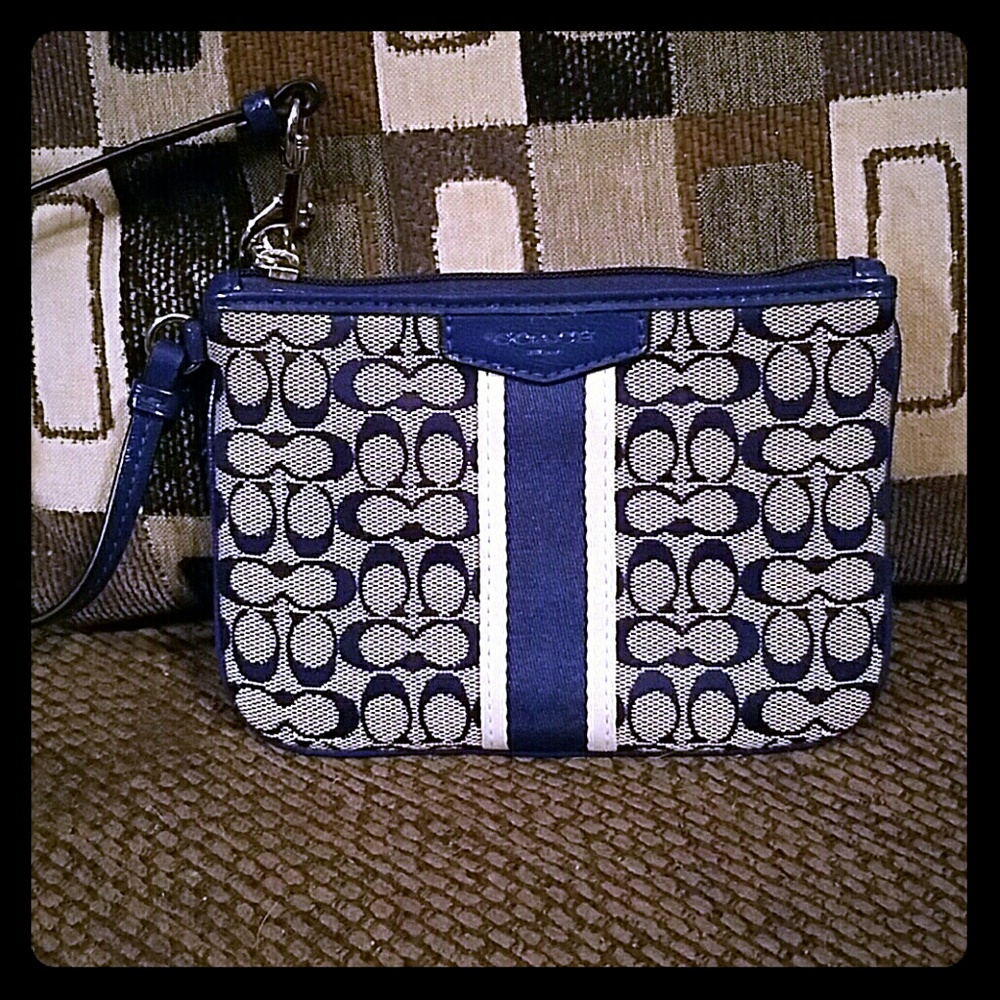 Authentic COACH Wristlet