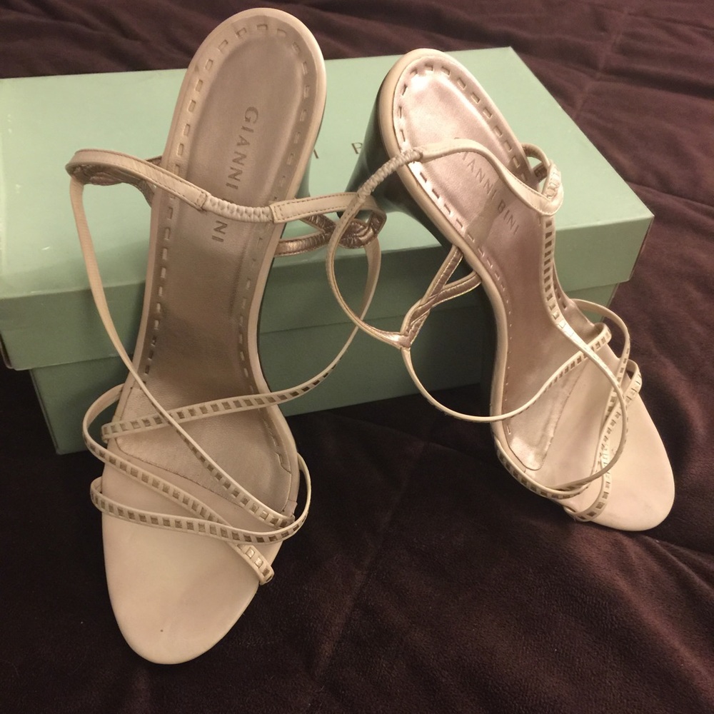 Gianni Bini Sandals
