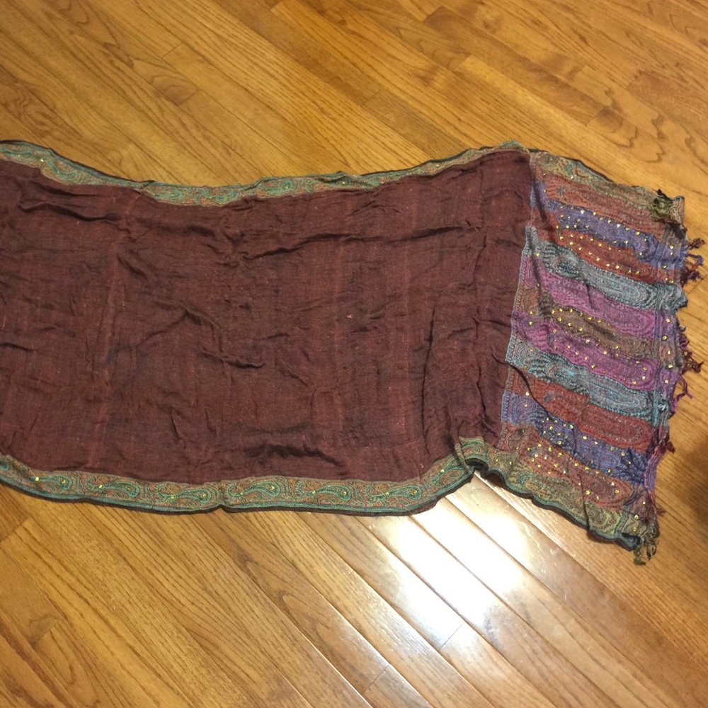 Scarf - Picture 2 of 4