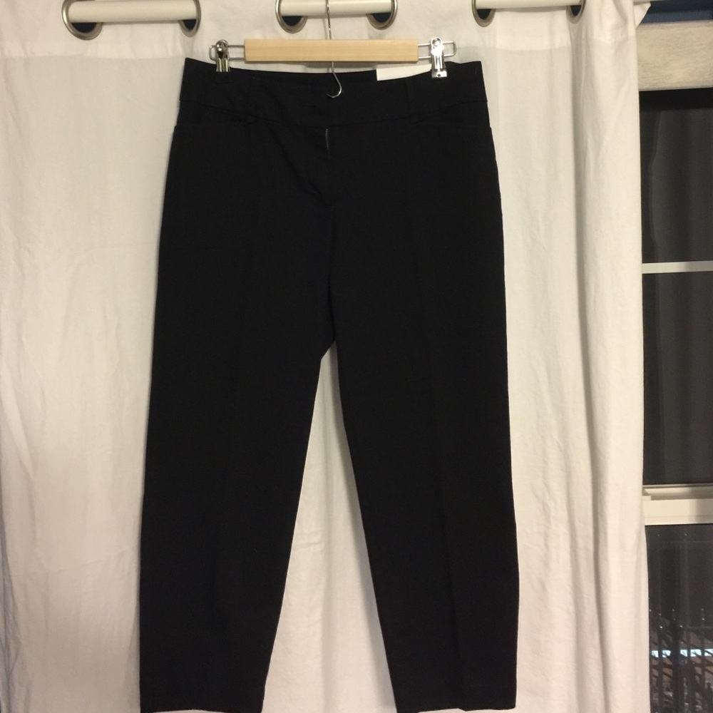Black Loft curvy crop pants