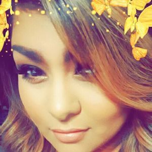 Meet your Posher, Mia