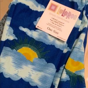 LulaRoe OS Sunny Skies Leggings