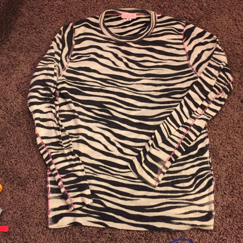Crew neck cashmere sweater
