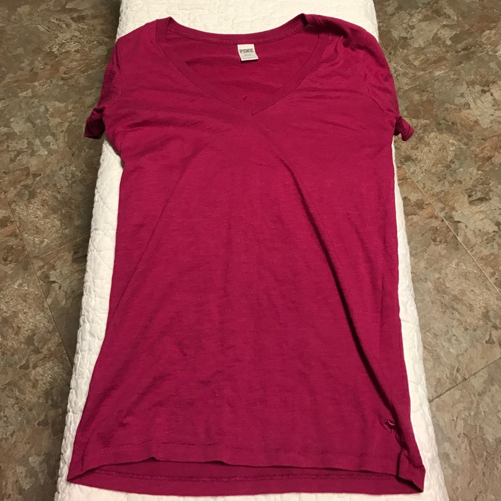🛍Pink V Neck T Shirt
