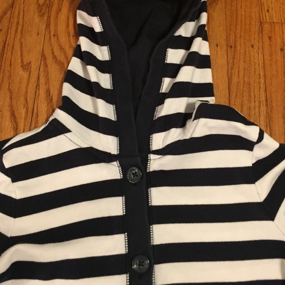 GAP Girls Hooded Sweatshirt. Size 12 - Picture 2 of 3