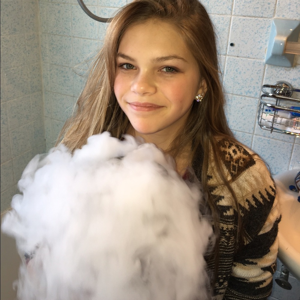 Meet your Posher, Olivia