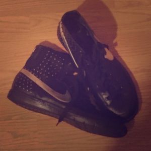 Nike Woman's High-top Sneakers