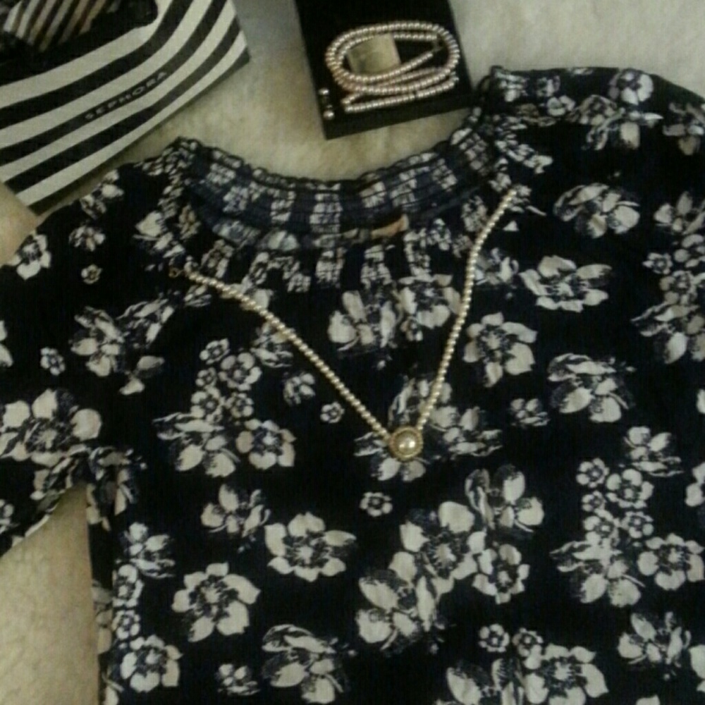 Pretty off the shoulder blouse