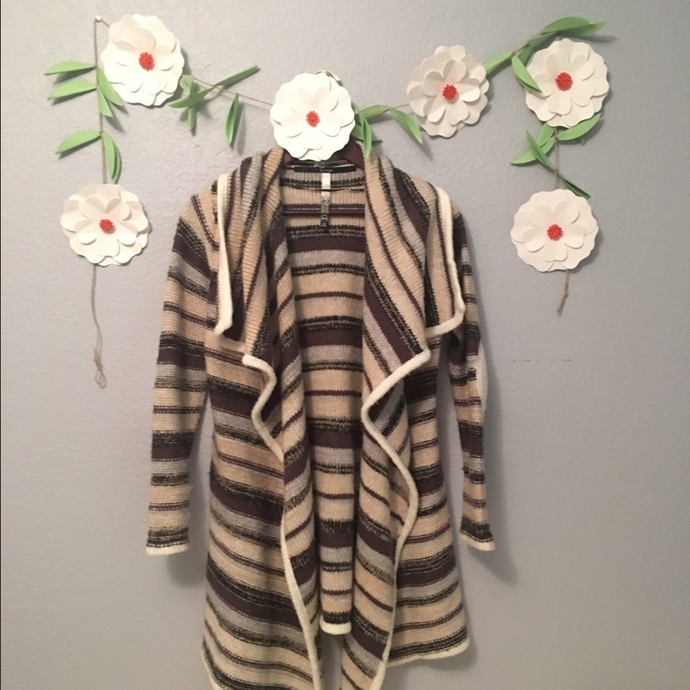 DONATING 5/17 - Cozy Knit Draped Sweater