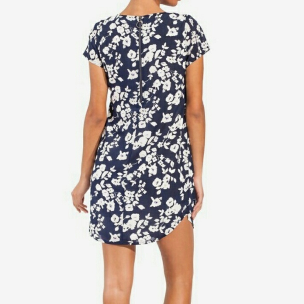 Octavia floral dress - Picture 2 of 3