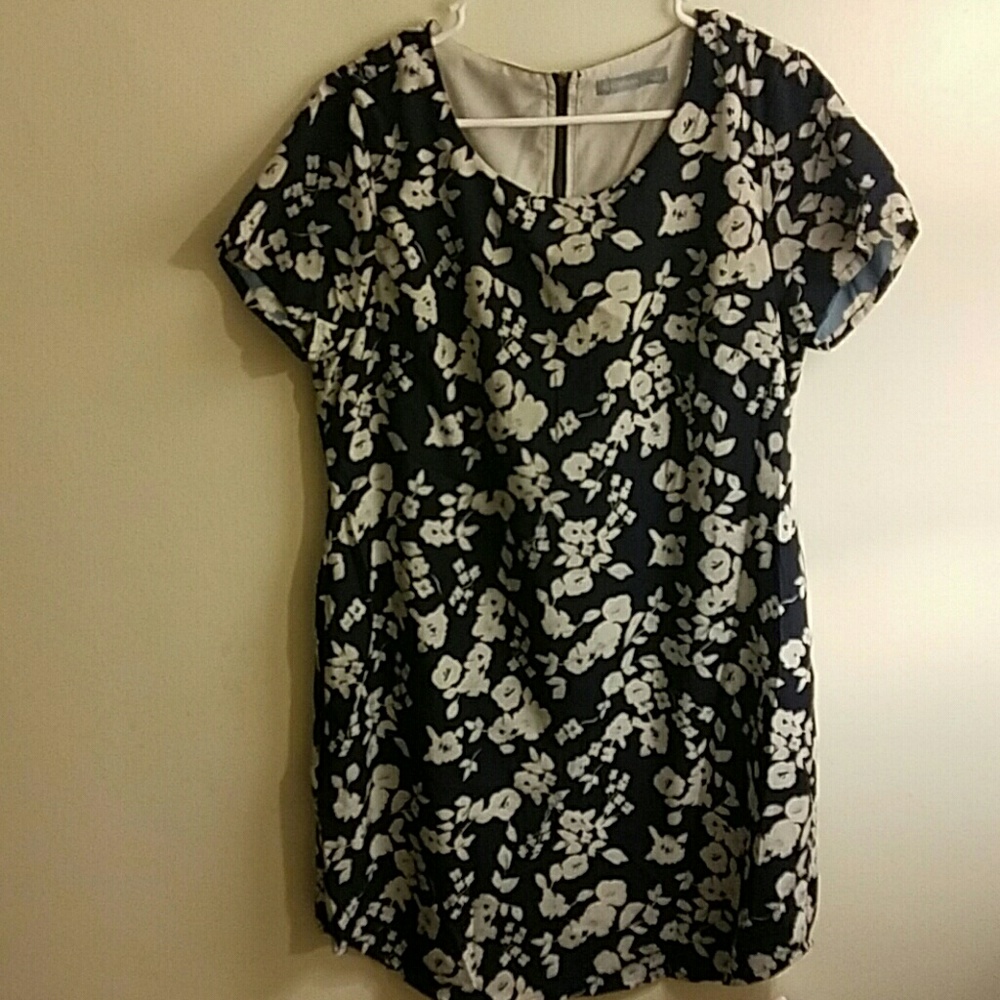 Octavia floral dress - Picture 3 of 3