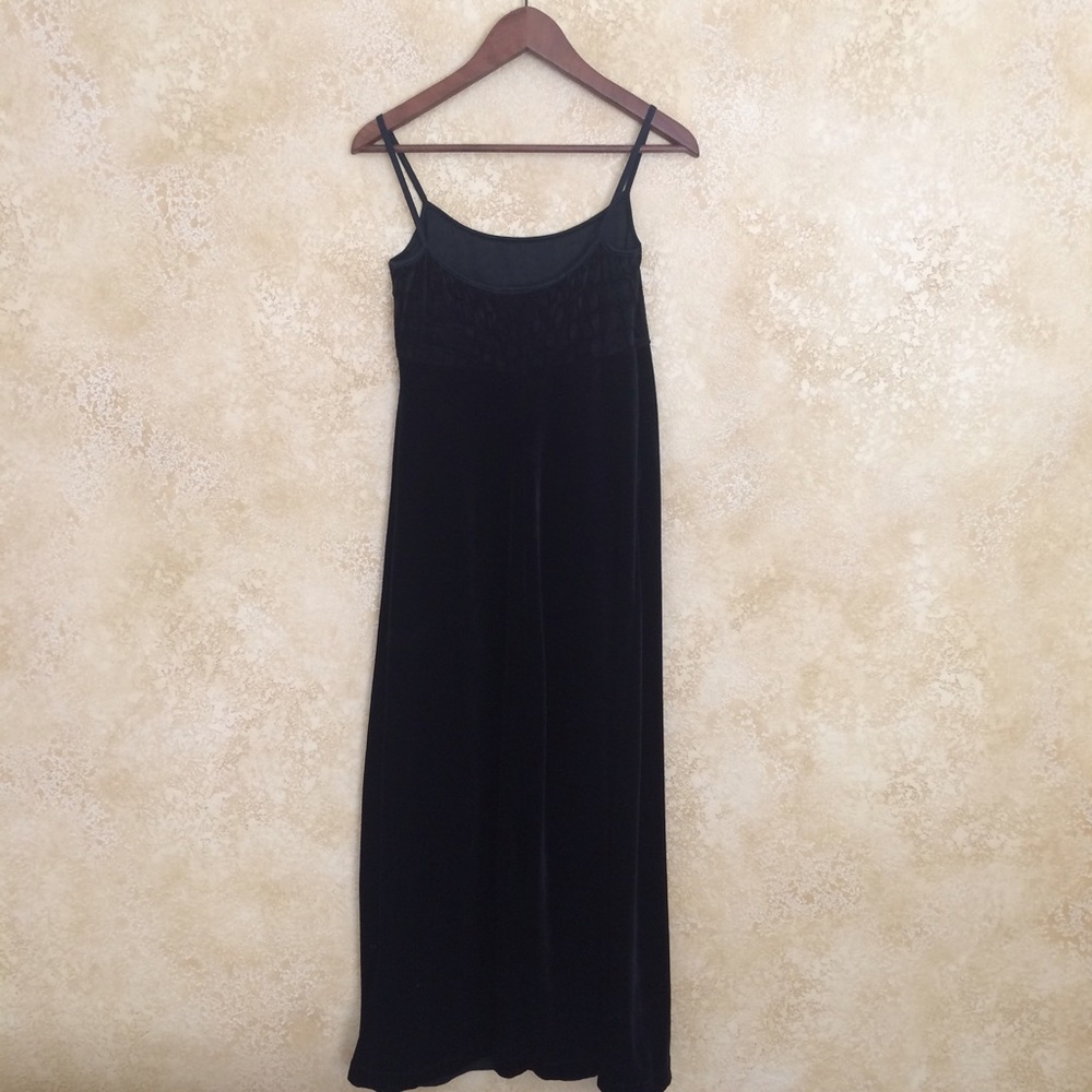 Sleeveless Long Dress