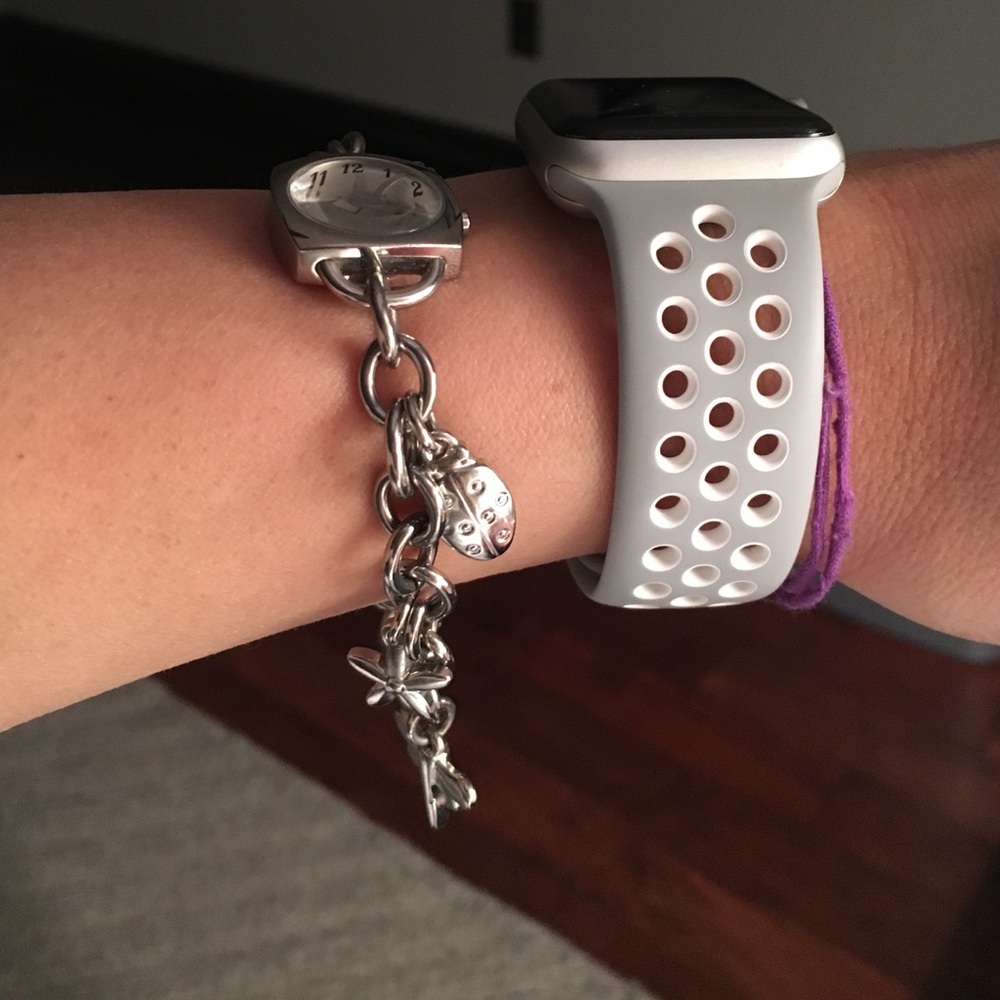 Watch - Picture 3 of 3