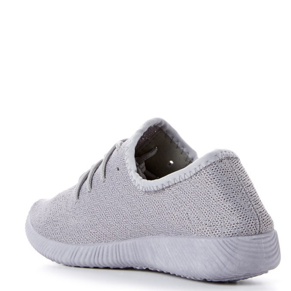 Gray knit tennis shoes - Picture 4 of 4