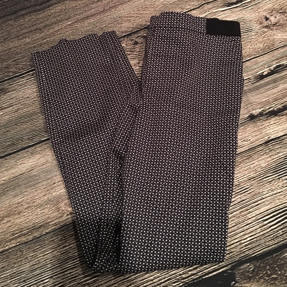Pants size xsmall black and white