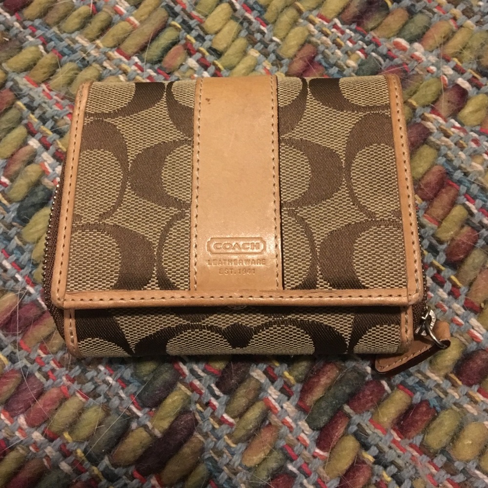 Coach trifold wallet