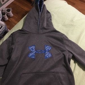 under armour boys sweatshirt