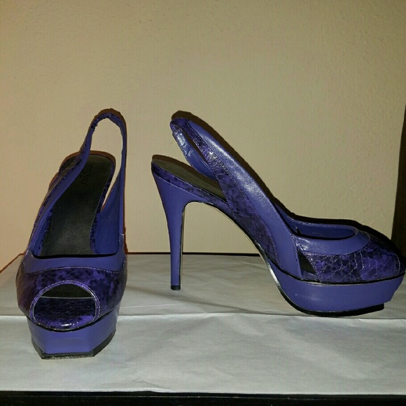 Gently worn RSVP heels - Picture 2 of 4