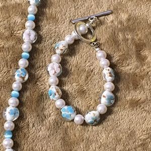 Pearl and Lampwork Glass Bracelet in White & Blue