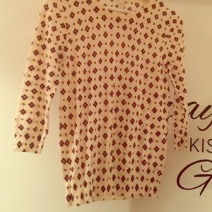 Maroon & white patterned sweater