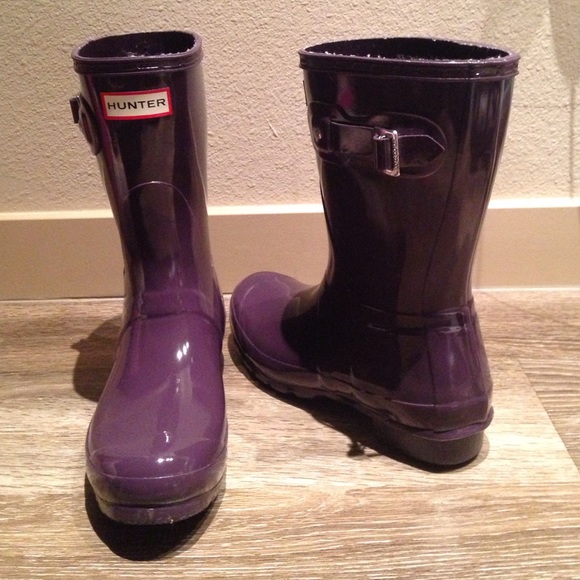 purple hunter boots short