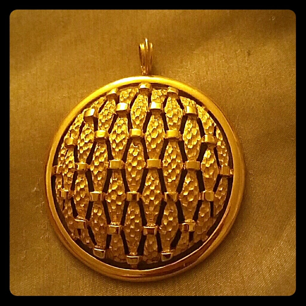 Pendent Charm Piece - Picture 1 of 2
