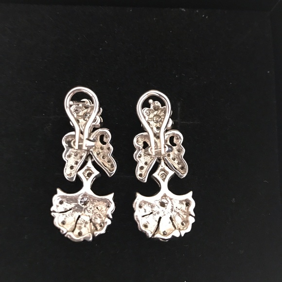 ❗️SOLD ❗️Gorgeous diamond earrings! - Picture 2 of 3