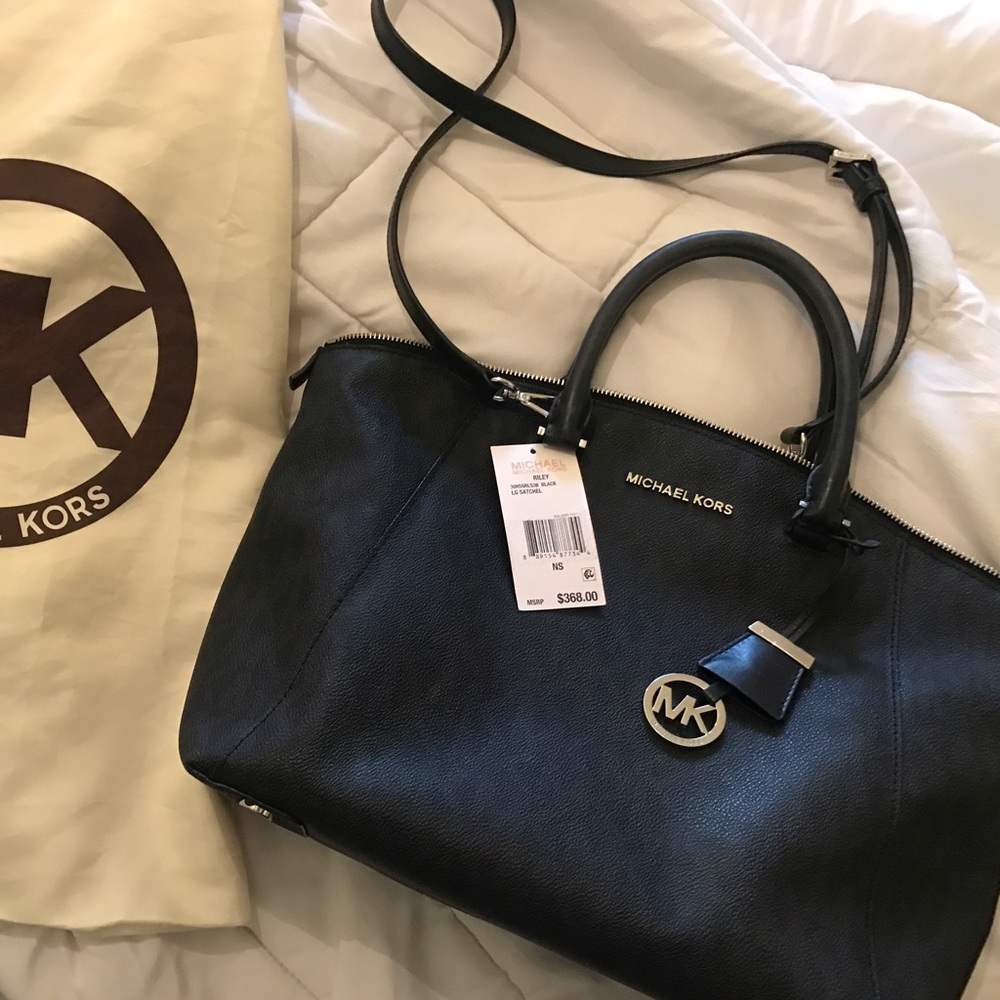 Michael Kors Large Riley Handbag