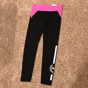 VS yoga pants