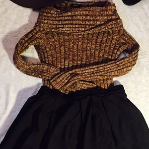 💃💃 Black mini skirt with built in "petticoat"