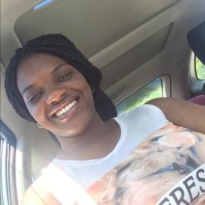 Meet your Posher, Alexus