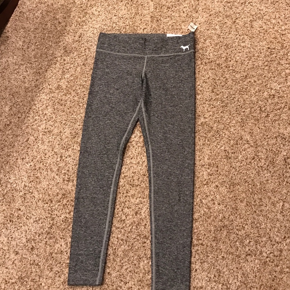 VS yoga pants