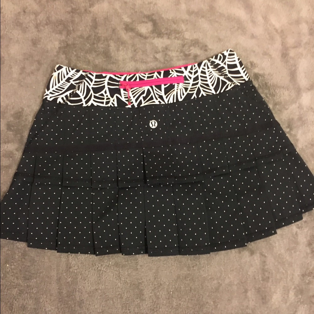 Lululemon skirt size 2
