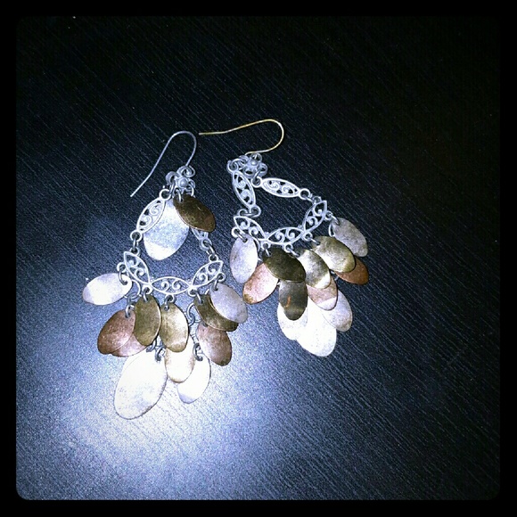 Dangle metal earrings - Picture 1 of 2
