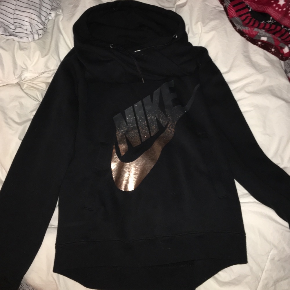 Nike funnel neck hoodie