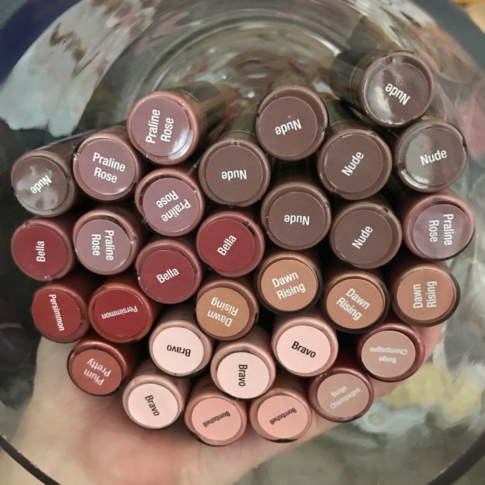 LipSense Colors and Glosses!