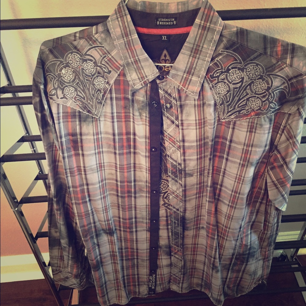 Sale 🚨Men's buckle brand dress shirt.