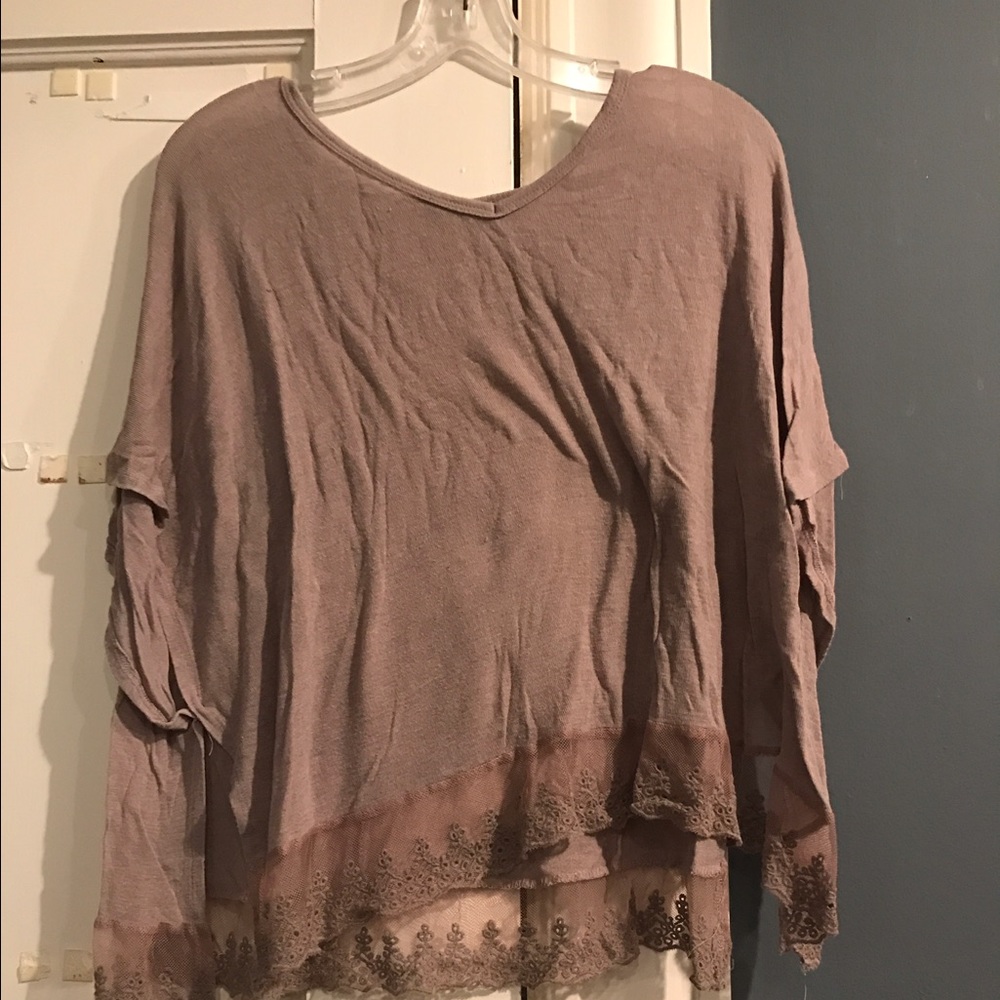 Free People- Shirt