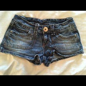 Aeropostale jean shorts size 1/2