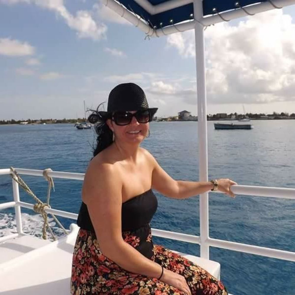 Meet your Posher, Kandi mike