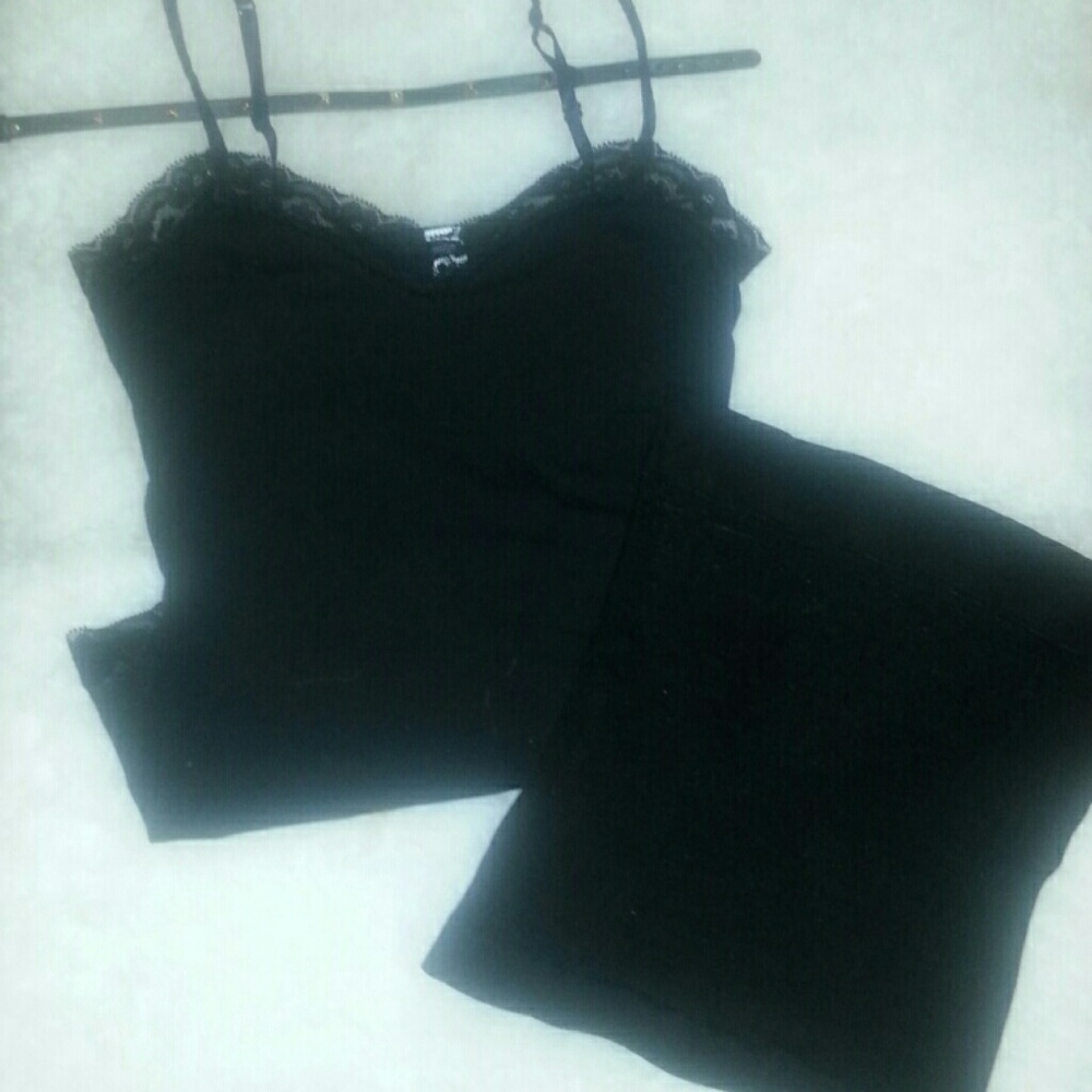 Black tank and black waist trainer