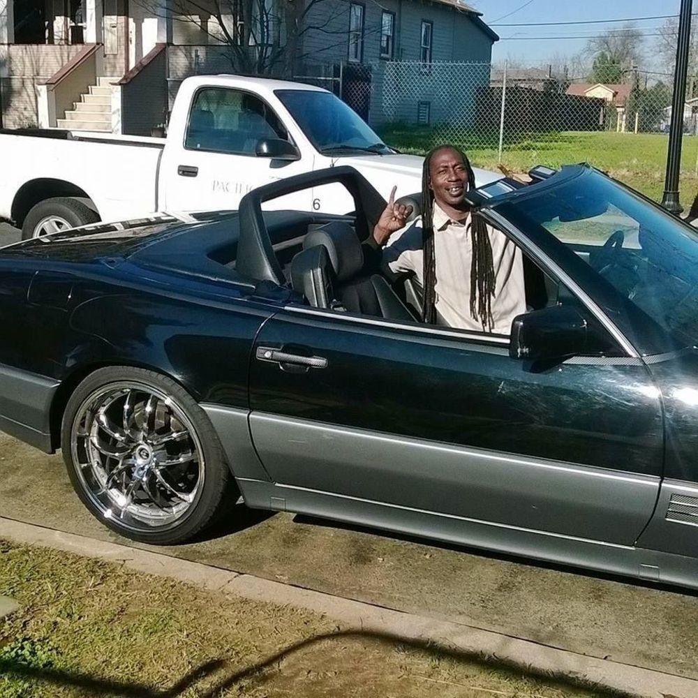 Meet your Posher, Derik