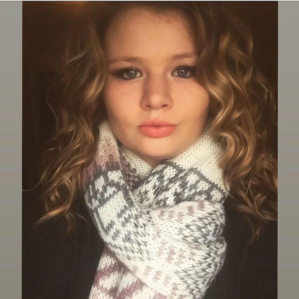 Meet your Posher, Jayde