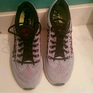 💖24 hr sale💖Women's Nike Zoom Pegasus 9.5