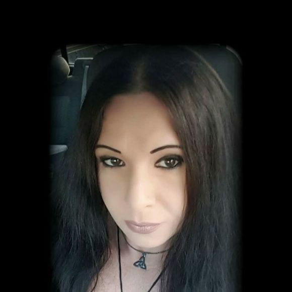 Meet your Posher, Chessica - Picture 1 of 1