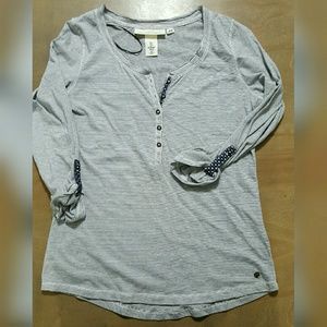 Striped cuffed sleeve top!