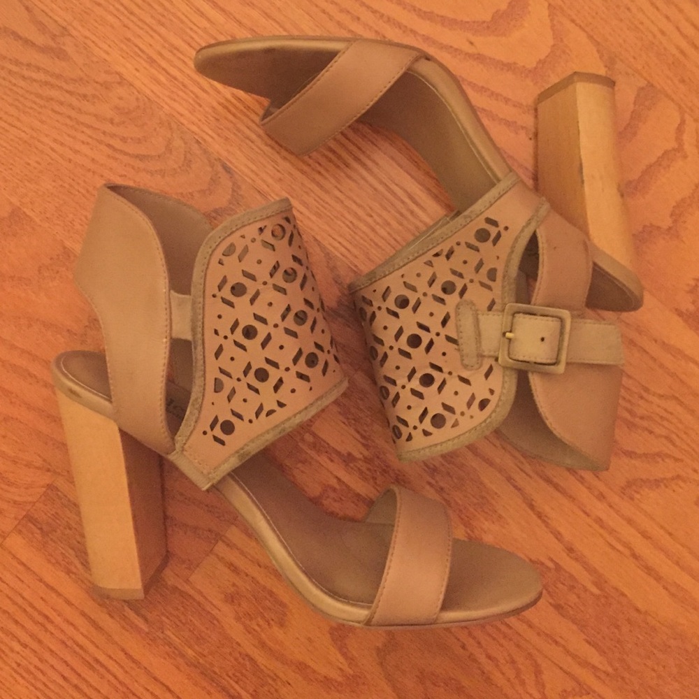 Charles David | Tan Lazer Cut Block Heel