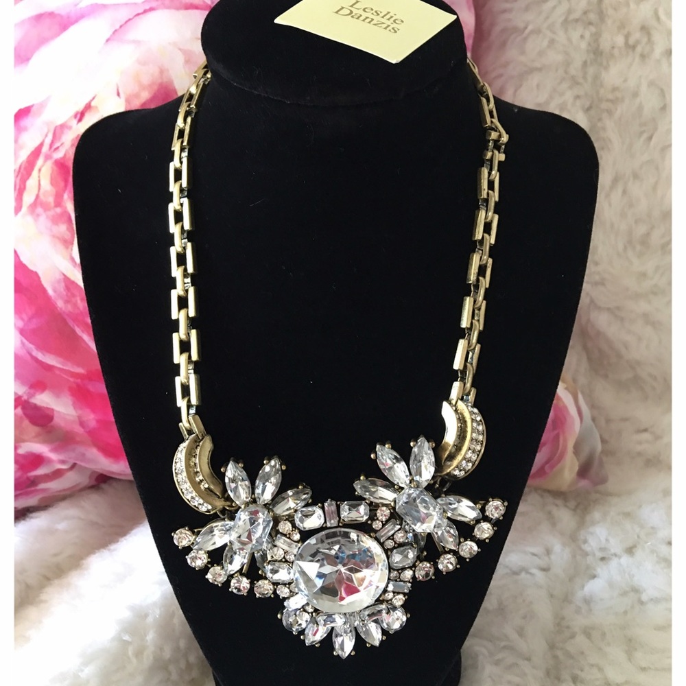 Leslie Danzis Crystal statement necklace NWT