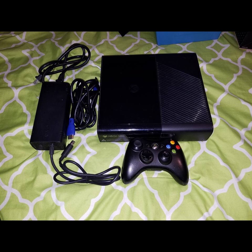 Xbox 360 console & games