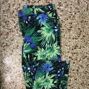 Chico's tropical pants Size 2.5